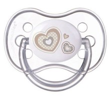 CANPOL - Пустышка силиконовая С ортодонтическая Бежевые Сердечки